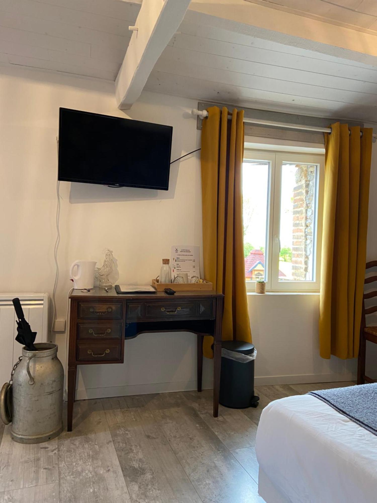 Hotel Le Petit Moulin Pouzauges Zewnętrze zdjęcie
