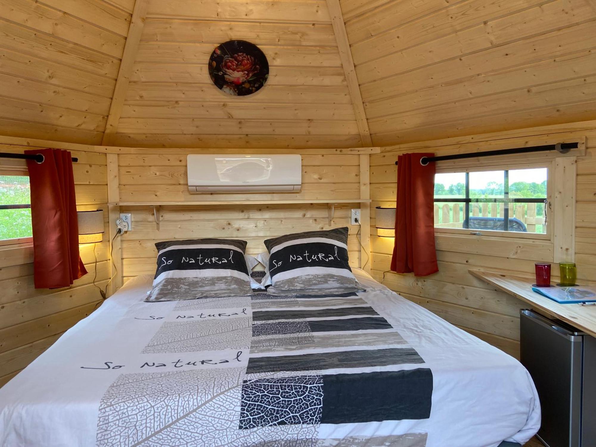 Hotel Le Petit Moulin Pouzauges Zewnętrze zdjęcie